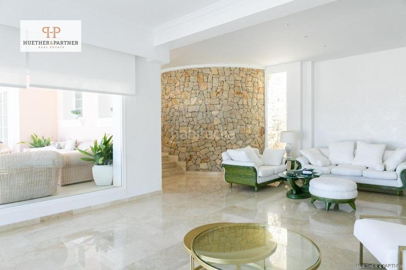 Foto 70b3eabc-e8bd-495a-9b9c-7cc28d09a4be. Casa amb aparcament a Andratx Andratx