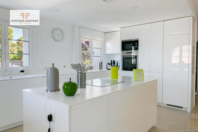 Foto e919e9d8-c2f1-463d-b8ee-e97ca6ddd8f3. Casa amb aparcament a Andratx Andratx