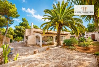 Xalet a Cala Murada. Casa independiente con casa de invitados y piscina