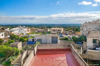 Casa a S´Horta - Cas Concos des Cavaller - Es Carritxó. Casa de pueblo con tienda en un pueblo muy chulo