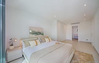 Rez-de-chaussée à Campos. Ático de nueva construcción con gran terraza y piscina comunitar