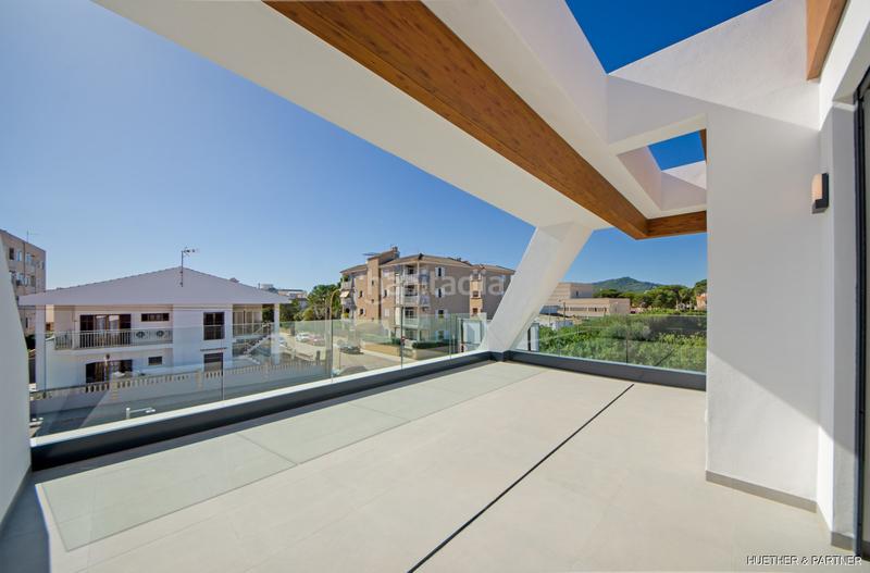 Foto e17ede66-d52e-4468-b660-20992ff53a09. Casa aparellada a Cala Ratjada Capdepera