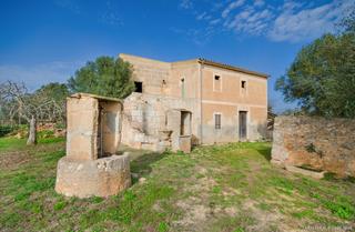 Terrain résidentiel à Manacor Centre. Terreno de 30.000 m2, casa para reformar y proyecto