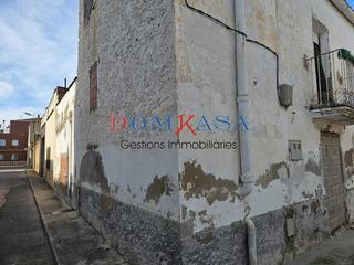 Casa  Plaça de l'alto. Casa urbana para reformar en santa barbara
