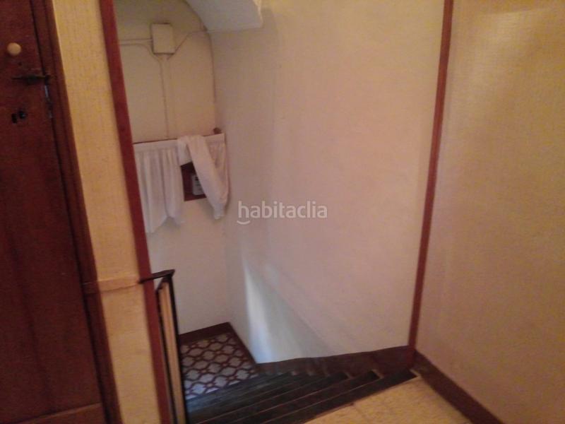Foto d650b0b1-267b-4da3-9bbe-e1df52cf2fd0. Edifici a Centre Tortosa