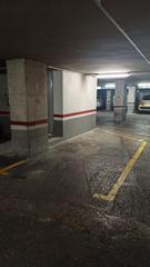 Rent Car parking  Carrer de ramon berenguer iv. Alquiler de parking en tortosa centro