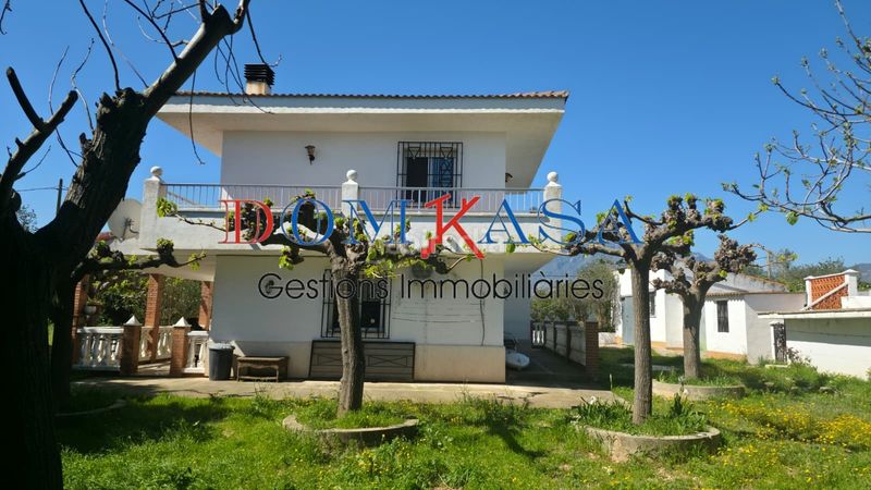 Foto 77a396da-fc41-4984-be28-adb1e69c82c9. Xalet amb calefacció aparcament piscina a Roquetes
