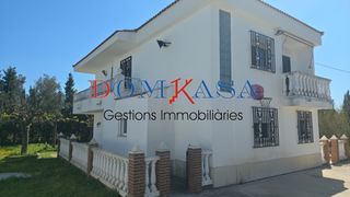 Xalet a Roquetes. Chalet en venta parellades