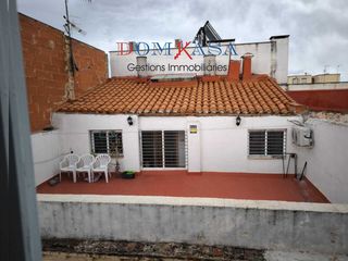Miete Dachwohnung in Jesús - Els Reguers. Alquiler de ático con terraza en jesus, tortosa.