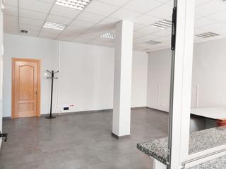 Local commercial à Viso de San Juan (El). Local en venta