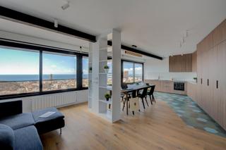 Lloguer Pis a Avenida alcalde alfonso de rojas 6. Piso reformado de dos habitaciones con vistas panorámicas en edi