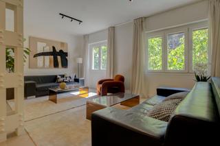 Lloguer Pis a Rambla mendez nuñez 10. Propiedad reformada de 2 habitaciones con patio en la rambla