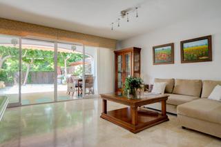 Location Maison jumelée à Avenida pintor perez gil 2. Chalet adosado en residencial hoyo 2 de alicante golf.
