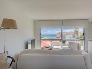 Piccolo appartamento in Calle JACINTO BENAVENTE 46