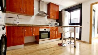 Appartement à Calle breton de los herreros 31. Piso de 4 habitaciones en san vicente del raspeig