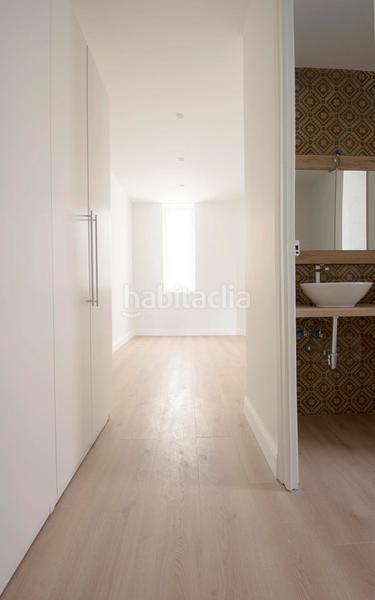 Foto 0a696055-4fb4-415e-80b4-51ccd3b7a19f. Rent flat in avenida alfonso el sabio 9 in Barrio del Centro Alicante