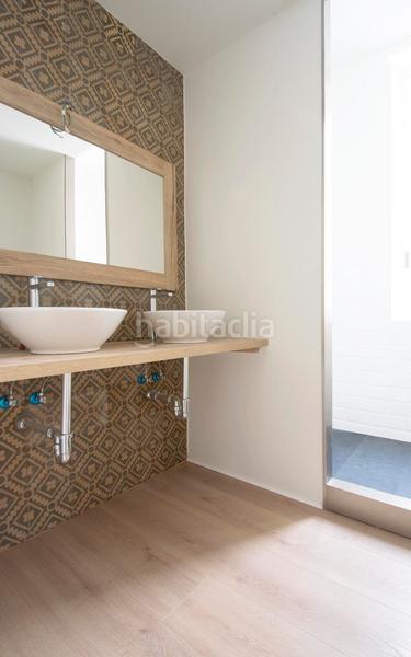 Foto 551de7da-d81c-40b8-bd4f-27c3a231a05a. Rent flat in avenida alfonso el sabio 9 in Barrio del Centro Alicante