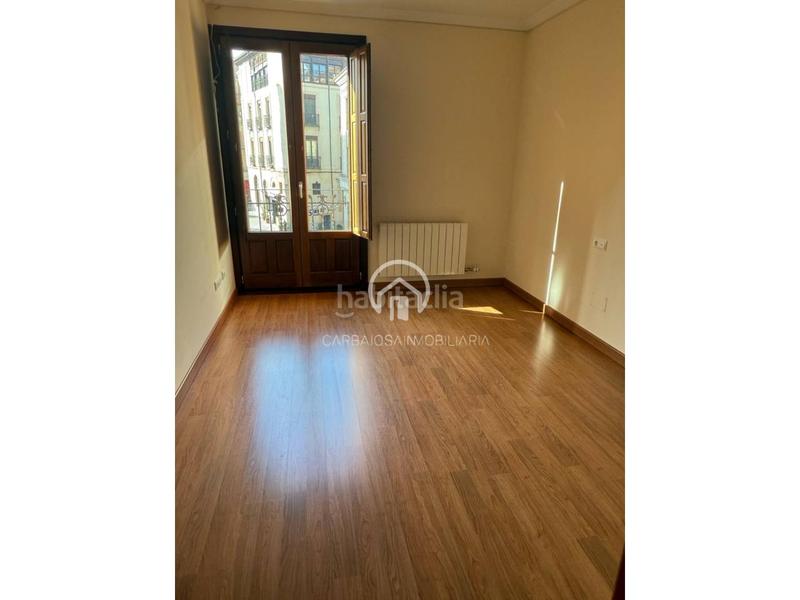 Foto c087ed7c-66b0-43e6-a7ee-344f2acf6f27. Location appartement avec chauffage dans Centro Salamanca