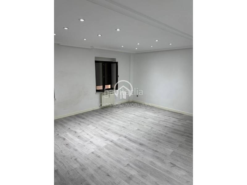 Foto 7faa4768-12b2-4792-af80-a876ac59a3c5. Pis amb calefacció aparcament a San Esteban - San Cristóbal Salamanca