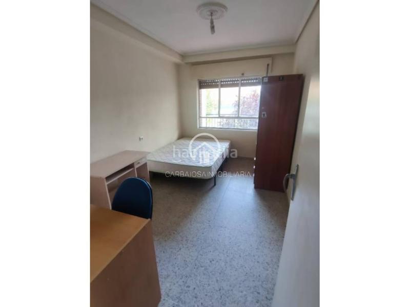 Foto a6f3807c-f07f-4891-8daa-1bbc9a5a1dc2. Piso vivienda próxima al corte inglés en Salesas Salamanca