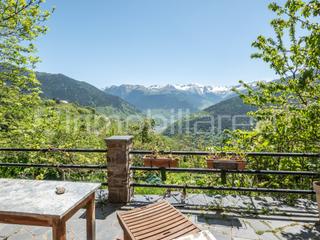 Casa  N/a. Encantadora vivienda en montcorbau  valle de aran