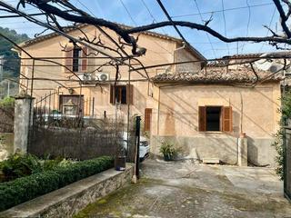 Casa en Carrer del camp de mar 10. Charming property for sale in the port of sóller – a unique oppo