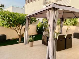 Planta baja en Es Vivero. Fantástica planta baja de 100 m² con gran terraza de 60 m², una