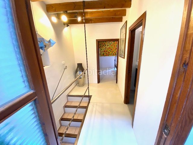 Foto c44b3c33-b71c-4bb6-83f2-77a9e4c247d5. Casa amb xemeneia calefacció piscina a Santa María del Camí