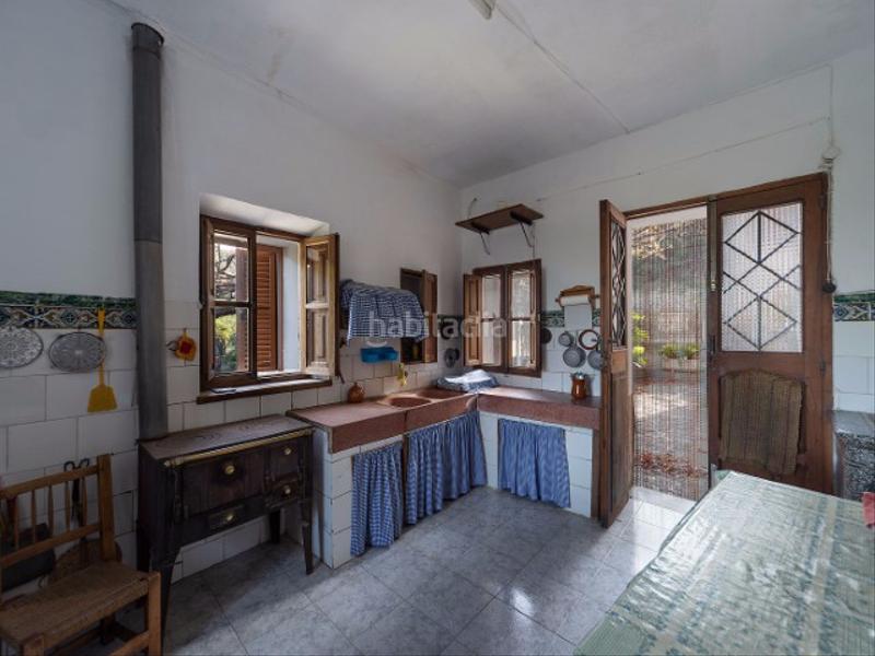 Foto 0e0a5361-c053-4371-8e80-18765388f14d. Casa amb xemeneia aparcament piscina a Sóller