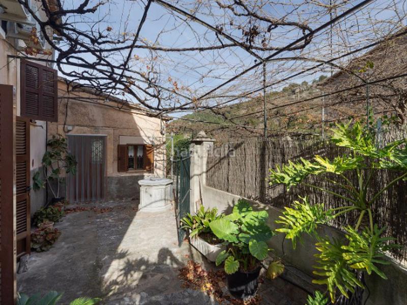 Foto 0f9f3794-37e5-4340-af11-71eb231f8fb1. Casa amb xemeneia aparcament piscina a Sóller