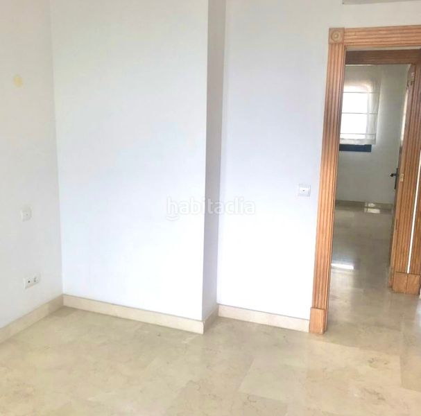 Foto 259cf94d-aa00-4623-8dff-a9f3141e9be6. Rent penthouse with fireplace heating parking in Es Portixol-Es Molinar Palma de Mallorca