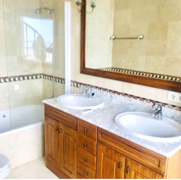 Foto cfd19e3a-9b03-4851-a612-bf178a06fc26. Rent penthouse with fireplace heating parking in Es Portixol-Es Molinar Palma de Mallorca