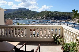 Casa in Sóller. Chalet unifamiliar con vistas al mar a escasos pasos de la prime