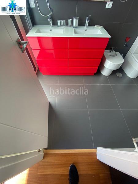 Foto 1e19f28b-08dd-46e5-9f38-54b277612008. Piso se vende piso zona centro en Carretas - Pajarita Albacete