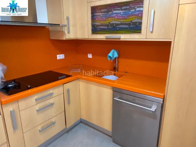 Foto b4f0af27-1e8f-4c87-a215-ca3b4d33fff9. Piso se vende piso zona centro en Carretas - Pajarita Albacete