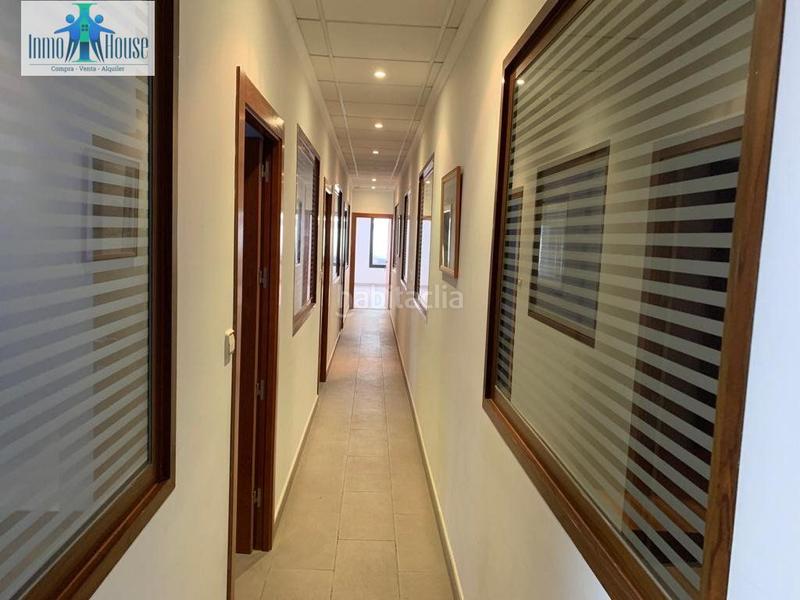 Foto 49aa5060-b711-4221-aaea-08b314c0ed13. Alquiler local comercial se alquila o vende local Industria en Albacete