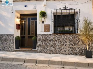 Casa a Valdeganga. Se vende casa en valdeganga