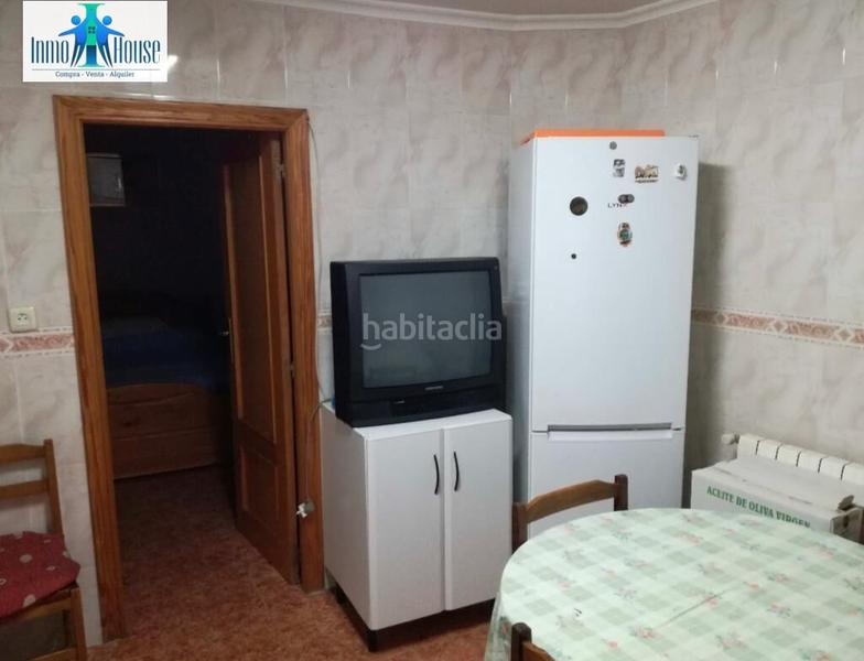 Foto 1302f921-17f5-4377-a460-195f16f9d174. Casa en Fuentealbilla