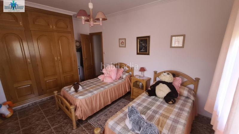 Foto 0fe168bf-5cab-4f48-9a90-096aa0af4828. Chalet inmohouse vende exclusivo chalet independiente . en Albacete