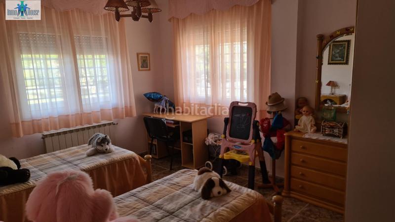 Foto 3f8e7b91-3168-434a-89de-8b0b3cf032f2. Chalet inmohouse vende exclusivo chalet independiente . en Albacete