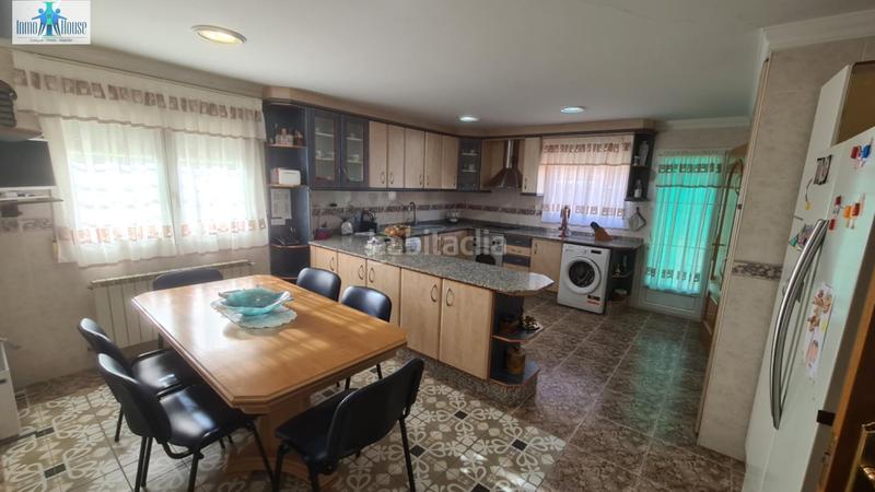 Foto 666c5ce0-57a7-4d52-9e8e-f07771847d0a. Chalet inmohouse vende exclusivo chalet independiente . en Albacete