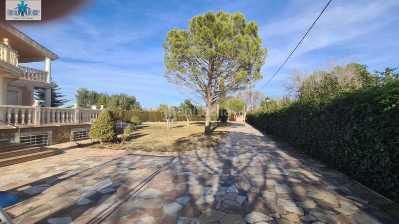 Foto aedc06fd-3915-4a4f-845c-a2a4b7b37fbb. Chalet inmohouse vende exclusivo chalet independiente . en Albacete
