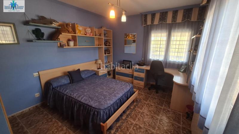 Foto b2ed48ea-6441-4525-a873-2abd4f5e3c96. Chalet inmohouse vende exclusivo chalet independiente . en Albacete