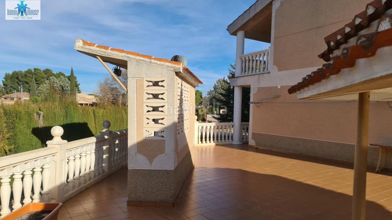 Foto f2e3382f-4065-4ee1-90ba-ed068cf96d6a. Chalet inmohouse vende exclusivo chalet independiente . en Albacete