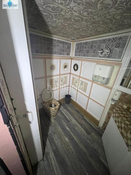 Foto 8ab4a70e-5868-44fc-a933-e93bf6c71c34. Alquiler local comercial se vende o alquila local con licencia musical zona campus universitario en Albacete