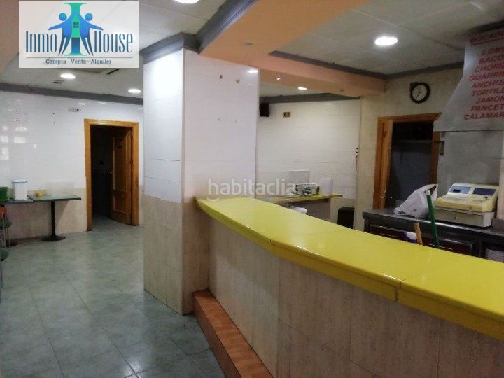 Foto b3149d68-154e-4a20-a869-1d597e22bd5b. Local comercial a Centro Albacete