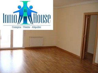 Location Appartement à Imaginalia - Llanos del Águila. Se alquila piso en zona imaginalia