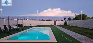 Xalet a Pedanías - Extrarradio. Inmohouse vende chalet de lujo en urbanizacion los prados