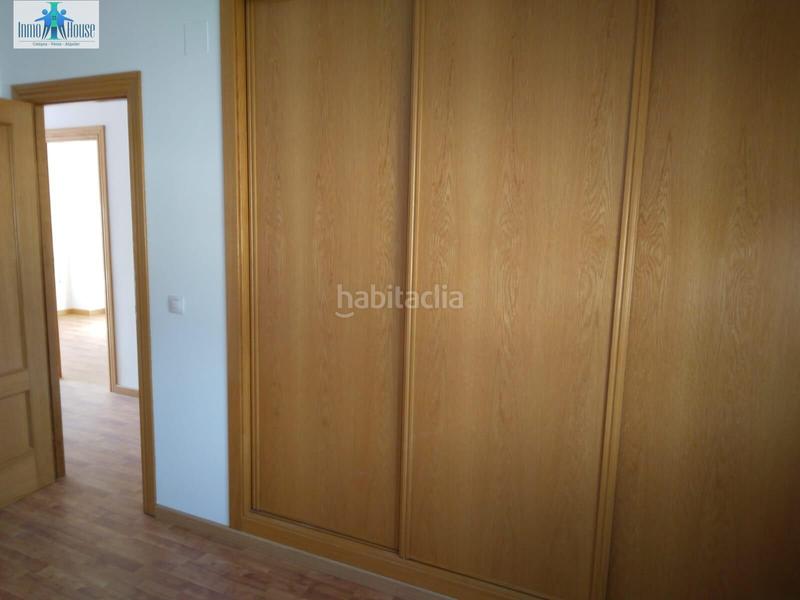 Foto 9ea8b2ad-1515-4df0-b11f-3e9ddcf2e4e9. Casa a schiera con riscaldamento parcheggio in Pedanías - Extrarradio Albacete