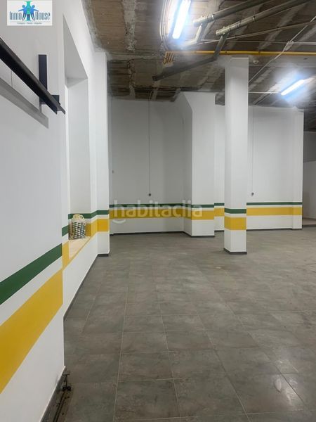 Foto 4aa0120c-7a88-483c-b3f5-b4ba8cf51cd5. Local comercial a Centro Albacete